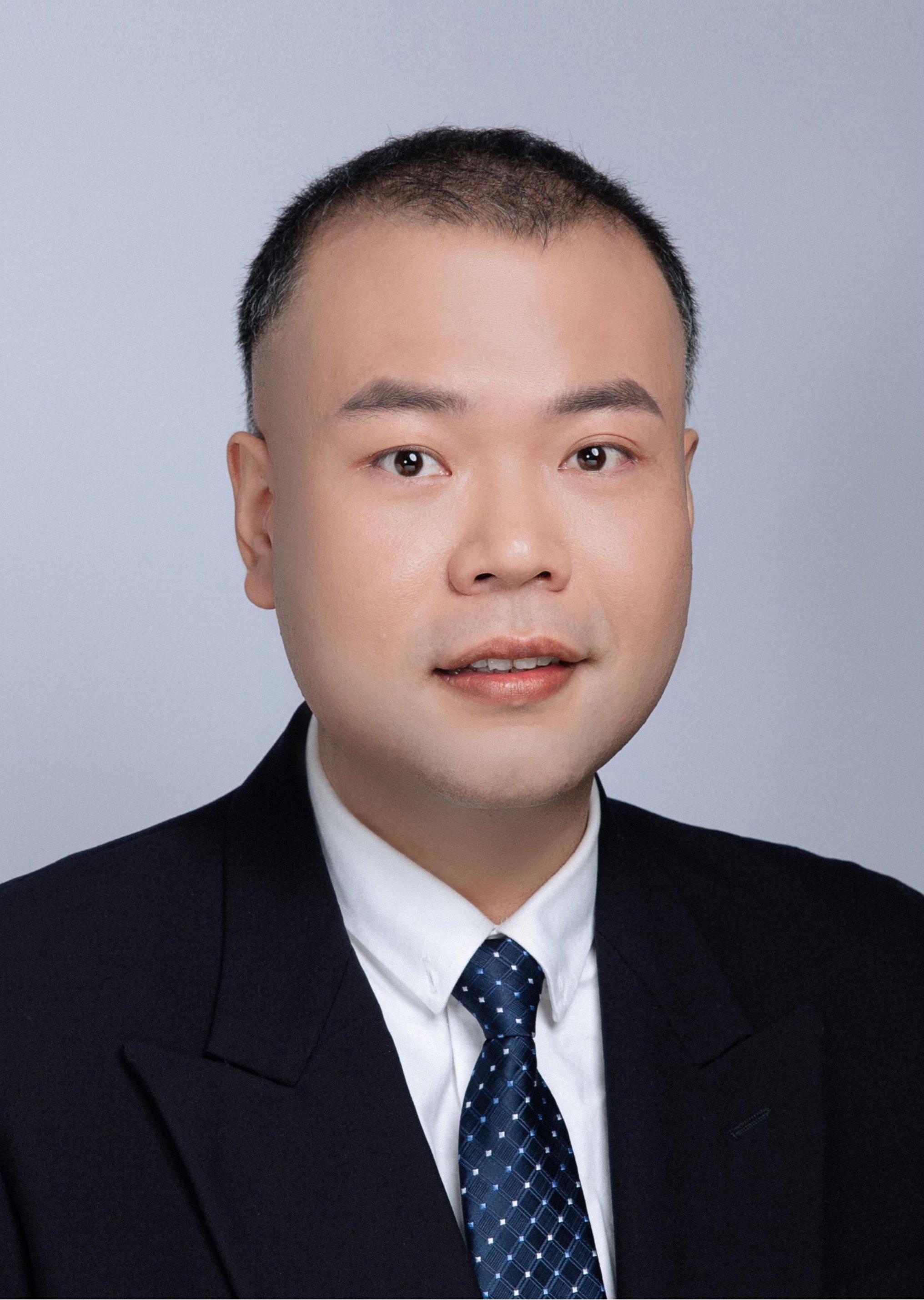 Lei Huang
