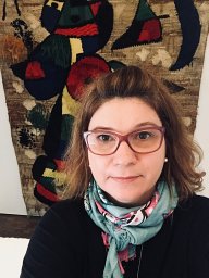 Luciana V Rossoni