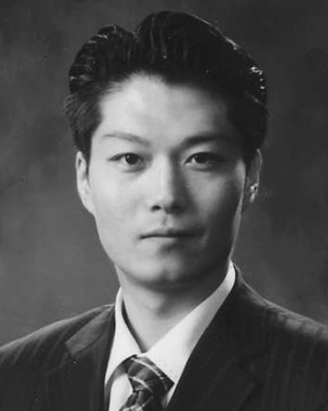 Chung-Pyo Hong