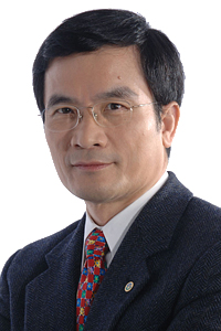 Johnny C. L. Chan