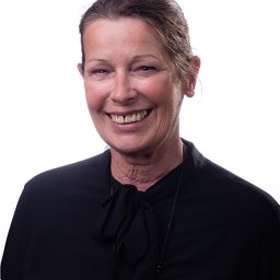 Barbara Stewart-Knox
