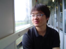 Jun-Seong Lee