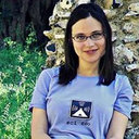 Daphne Ezer