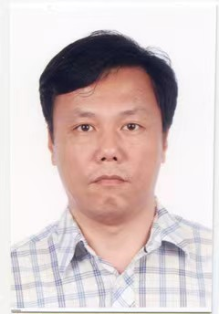 Xinyu Yang