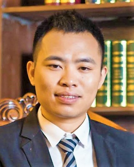 Jinlong Yang