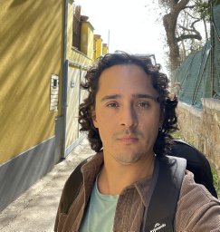 Lobos Simón E