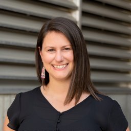 Emily M Pisetsky