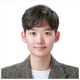 Min-Cheol Lee