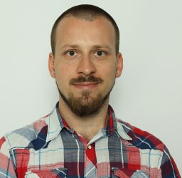 Marek Vecera