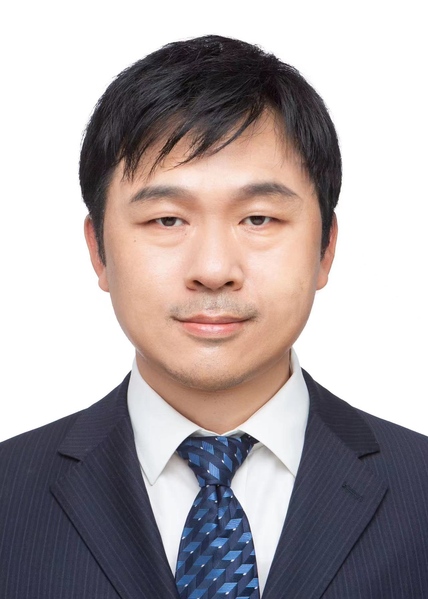 Zhengang Wang