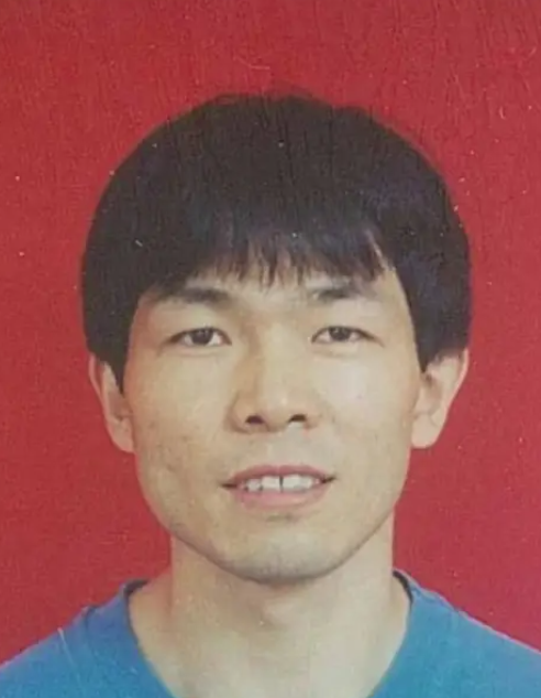 Yongbiao Wang