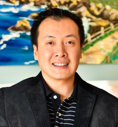 Hoang V. Tran