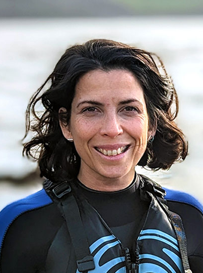 Ana M Queirós