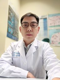 Quan-Wei Zhang