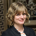 Lisa R Starr