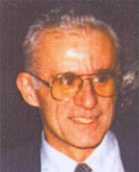 Janus J Kulikowski