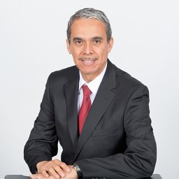 Luis E. Garza-Castañón