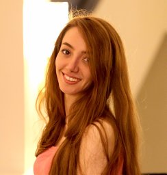 Naghmeh Zamani