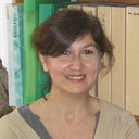Laura E Vega