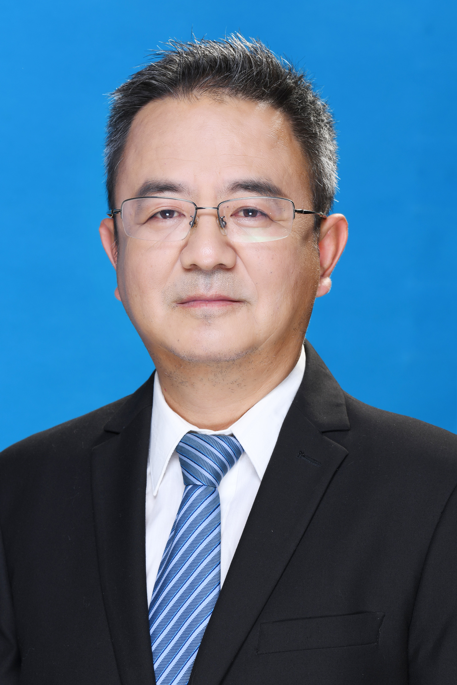 Kun Deng