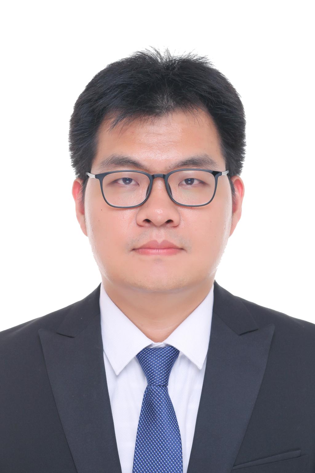 Yujie Shen