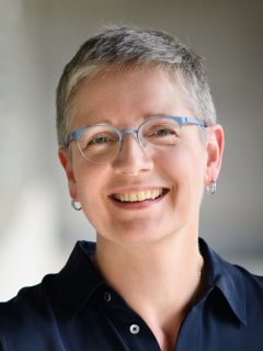 Claire Gmachl