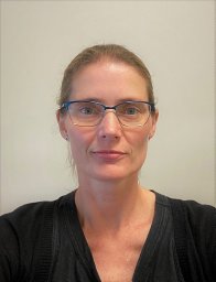 Jennifer L Holness