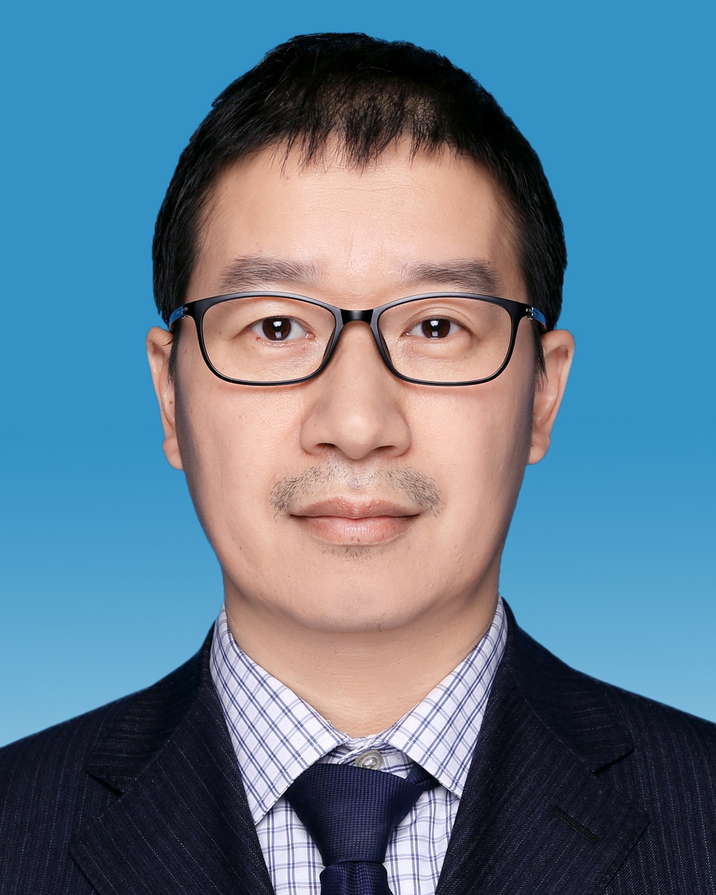 Yunfei Guo