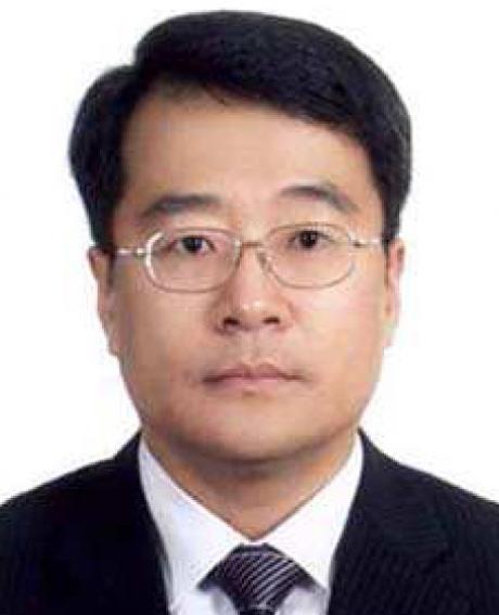 Eenjun Hwang (E. Hwang)