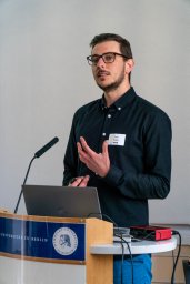 Nils Kobis
