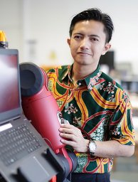 Roni Permana Saputra