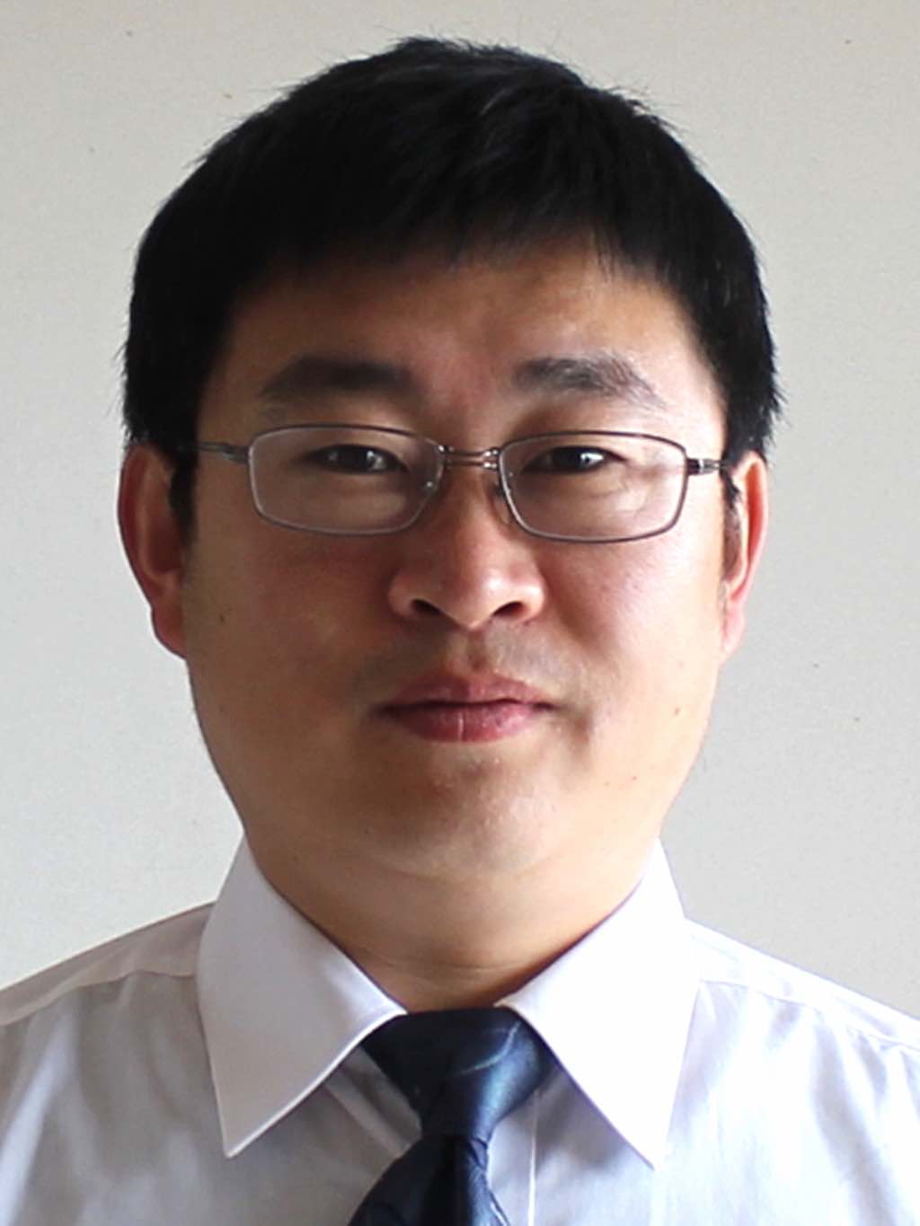 Zhiqi Cong