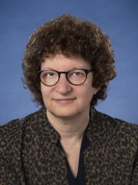 Karen D Davis