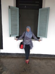 Yuyu Yuningsih