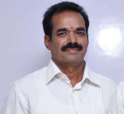 Palanivelu R