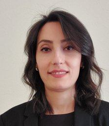 safoura ahmadzadeh
