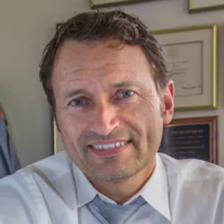 John P Devincenzo