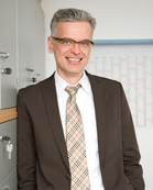 Dirk G. Kurth