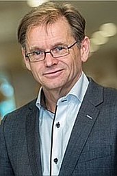 R.J.M. (Rob) Van Tulder