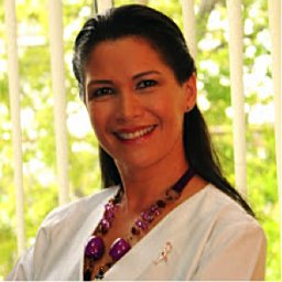 Luz Angela Torres-de la Roche