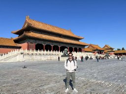 Donglin Ruan
