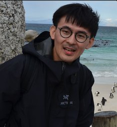 Hiraku Tsujimoto