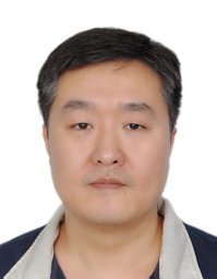 Yunlong Huo