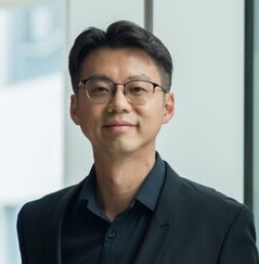 Lixin Zhang