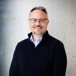 Brad R. Murray