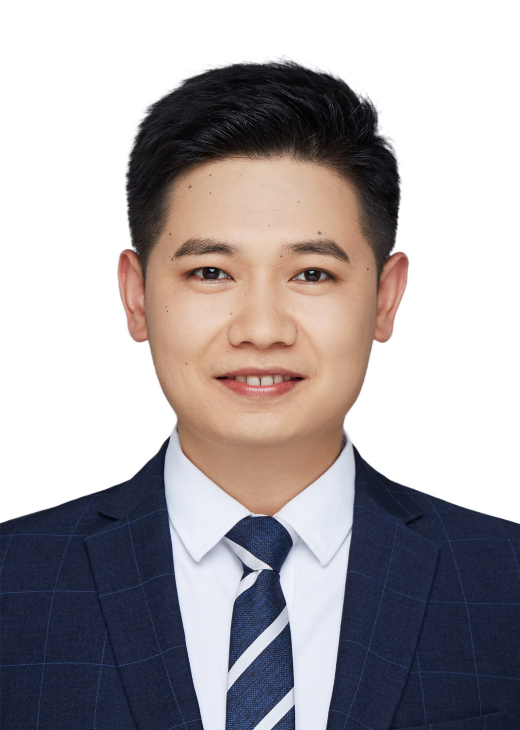 Xueliang Wang