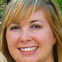 Deandra R Smith