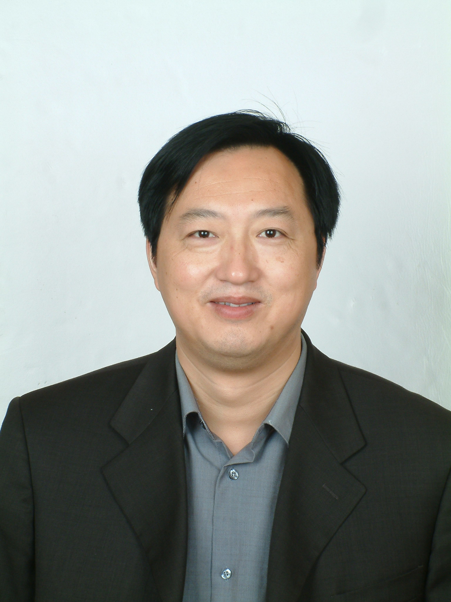 Xinglong Zhu