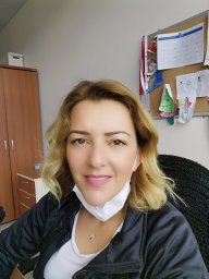 Esra Usta