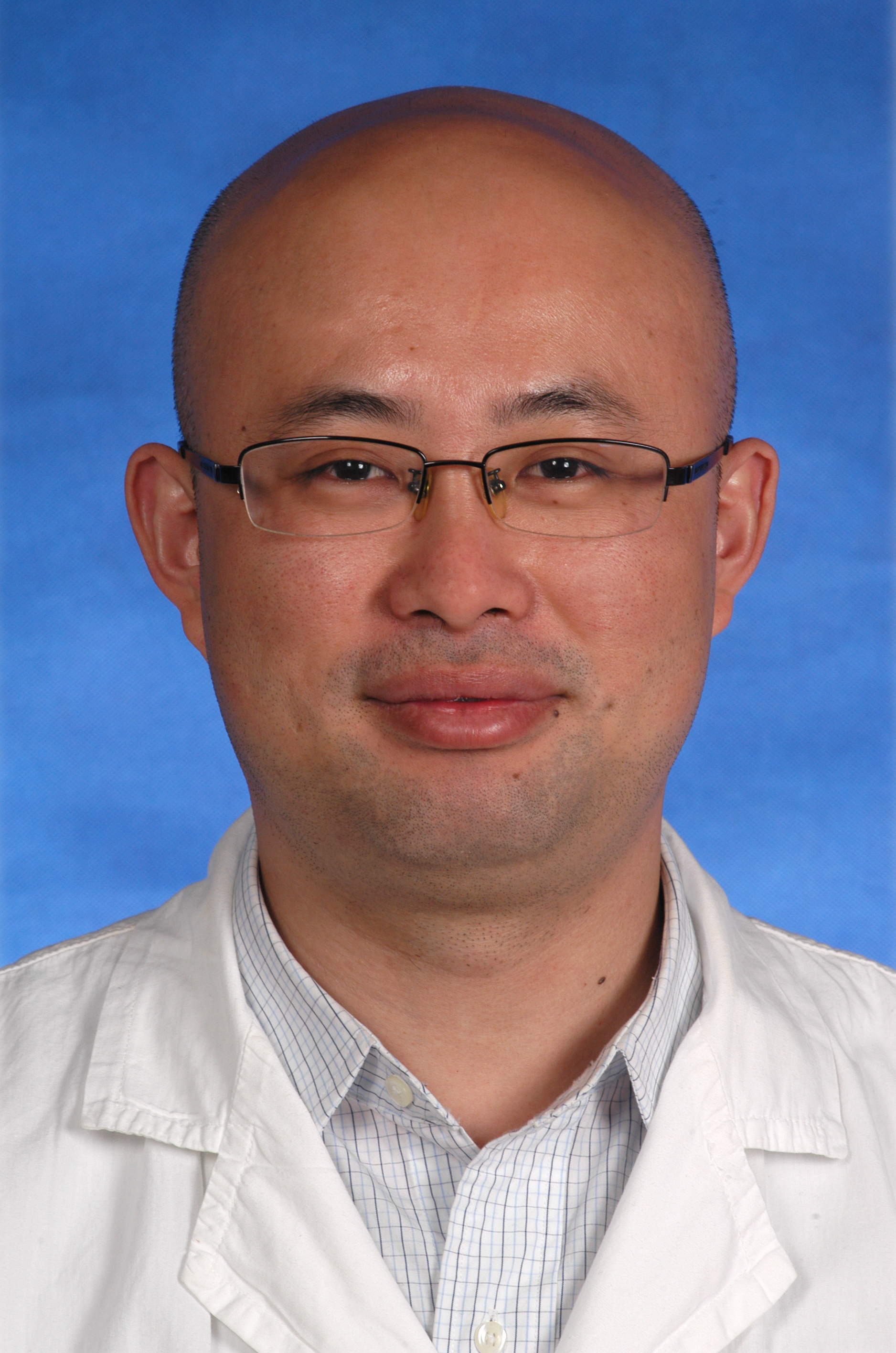 Xiaoqu Hu